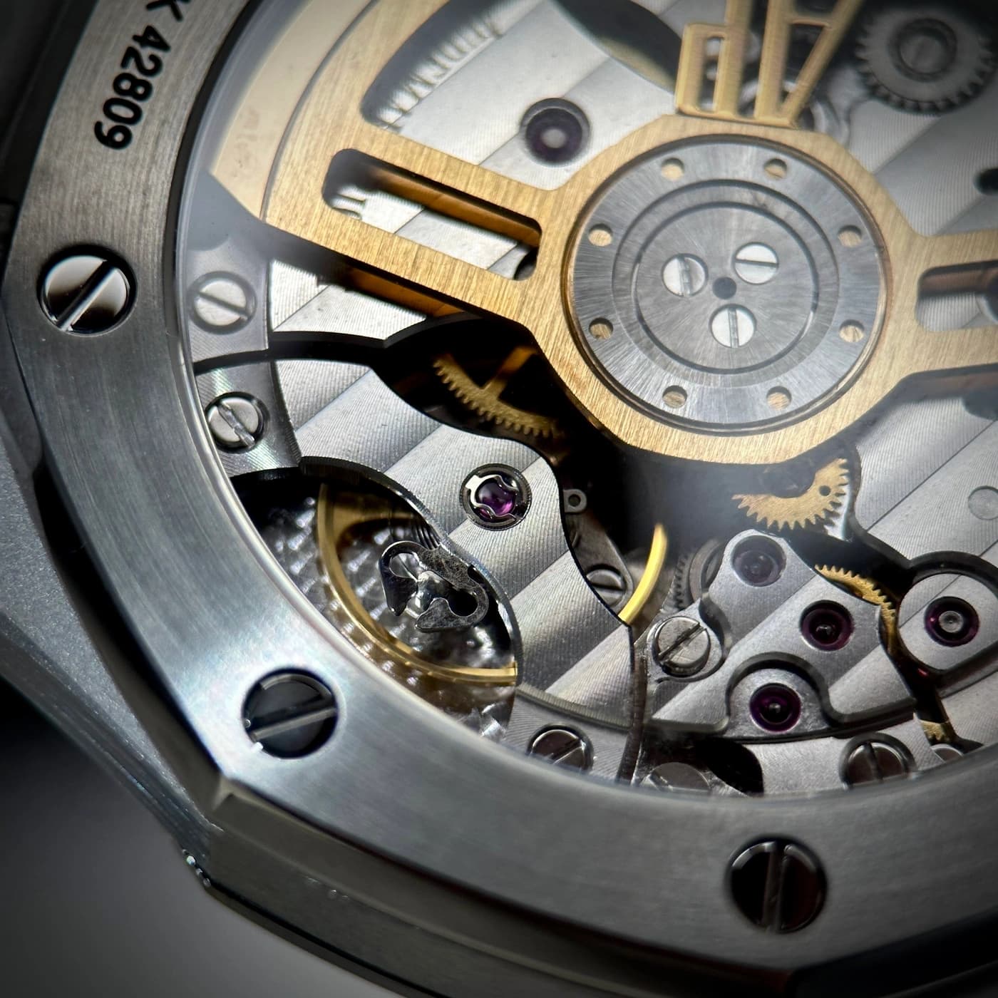 Audemars Piguet Royal Oak 41mm 15500ST Grey Dial — view 12 of 12