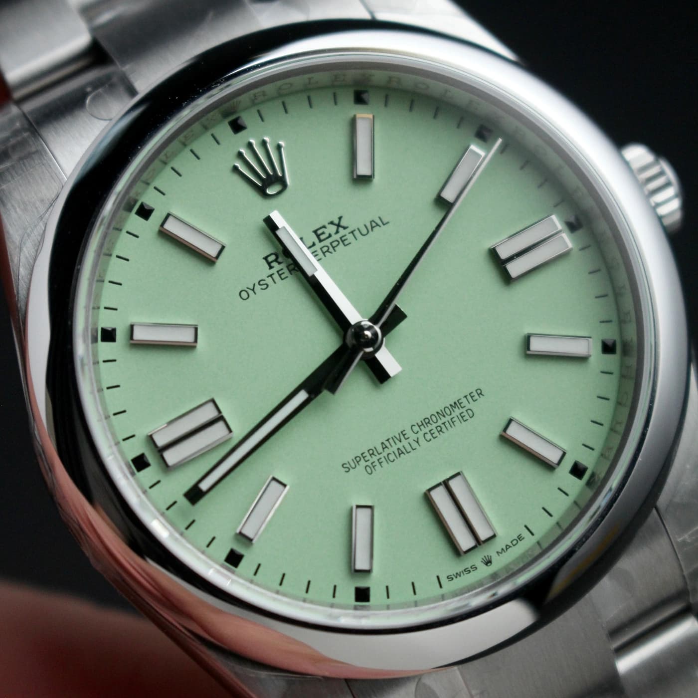 Rolex Oyster Perpetual 41 134300-0006 Pistachio — view 6 of 14