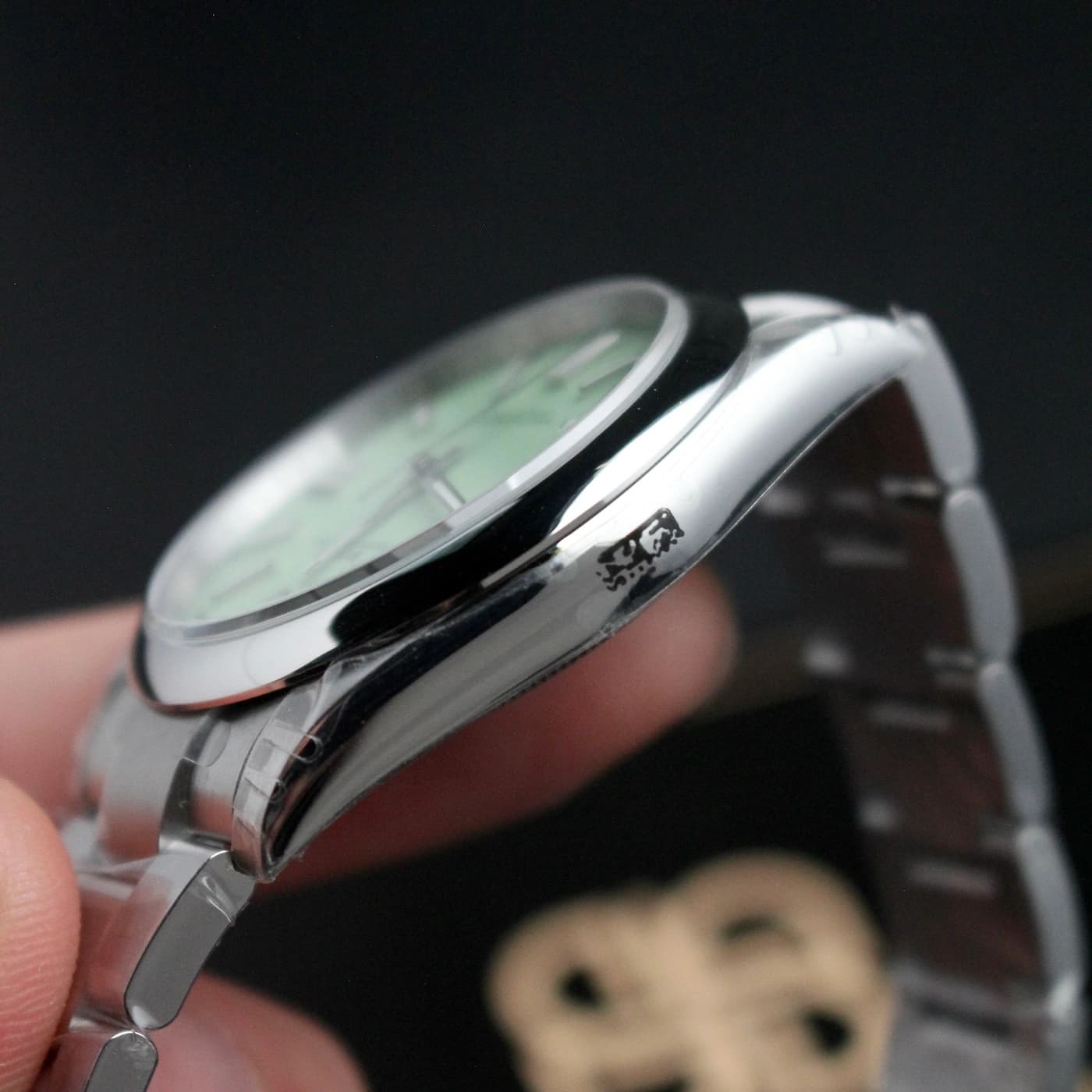 Rolex Oyster Perpetual 41 134300-0006 Pistachio — view 8 of 14