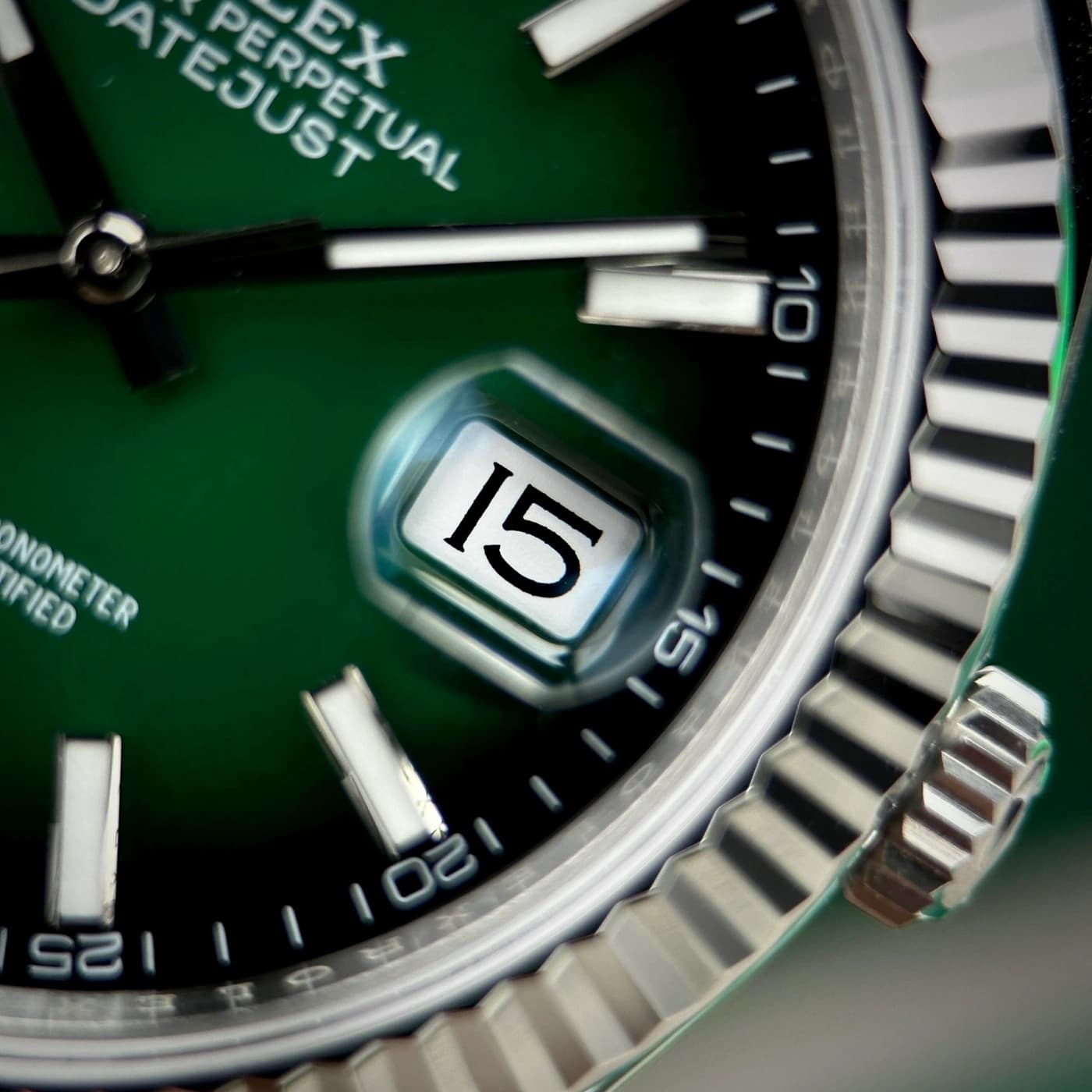 Rolex Datejust 41 126334-0034 Green Ombre — ảnh 6 trên 15