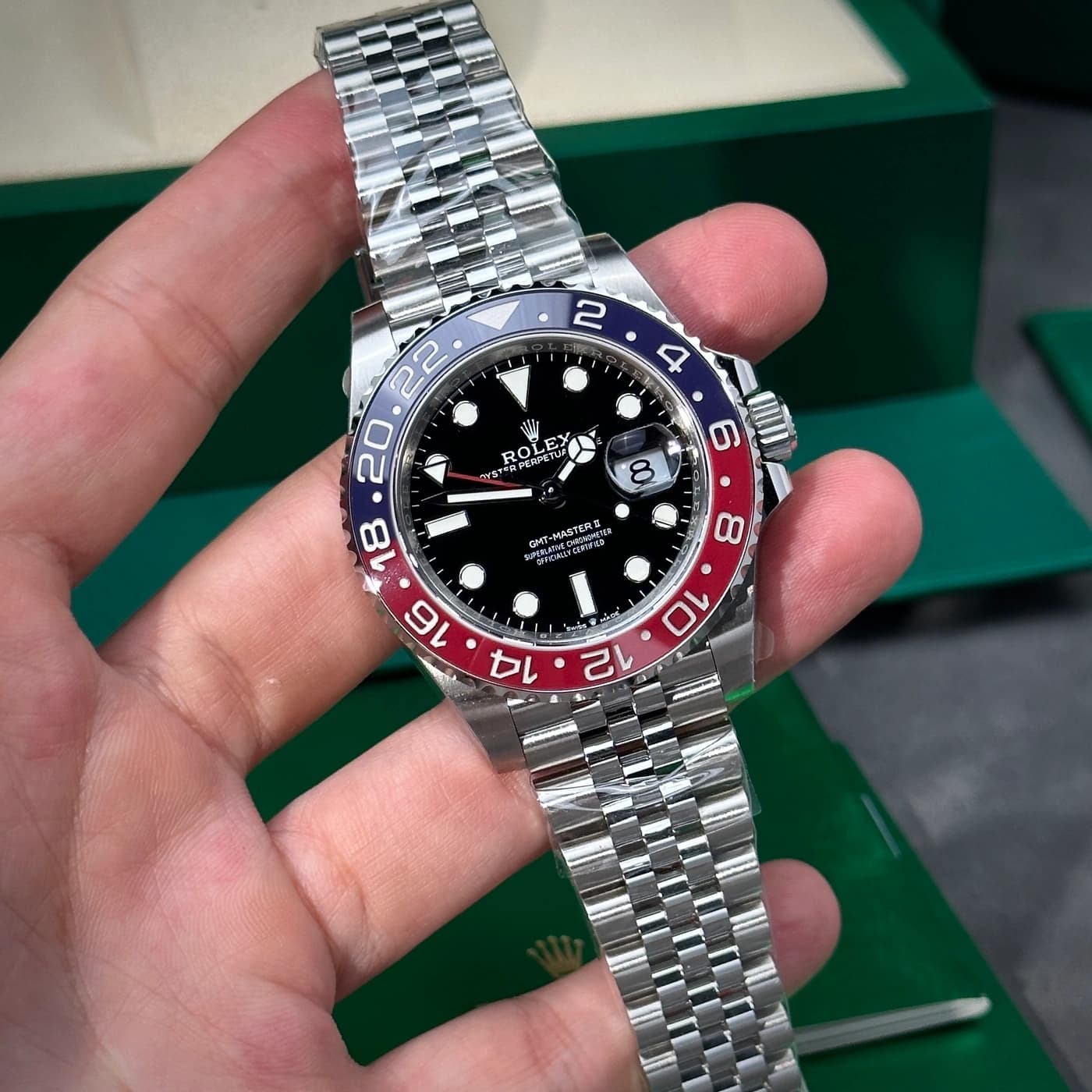 Rolex GMT-Master II 126710BLRO-0001 “Pepsi” — ảnh 1 trên 21