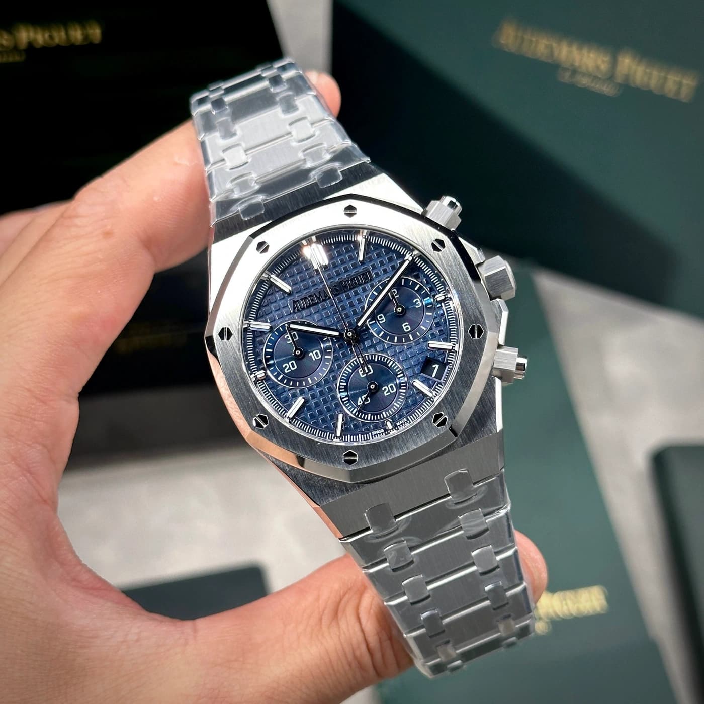 Audemars Piguet Royal Oak 41mm Blue Dial 26240ST.OO.1320ST.01