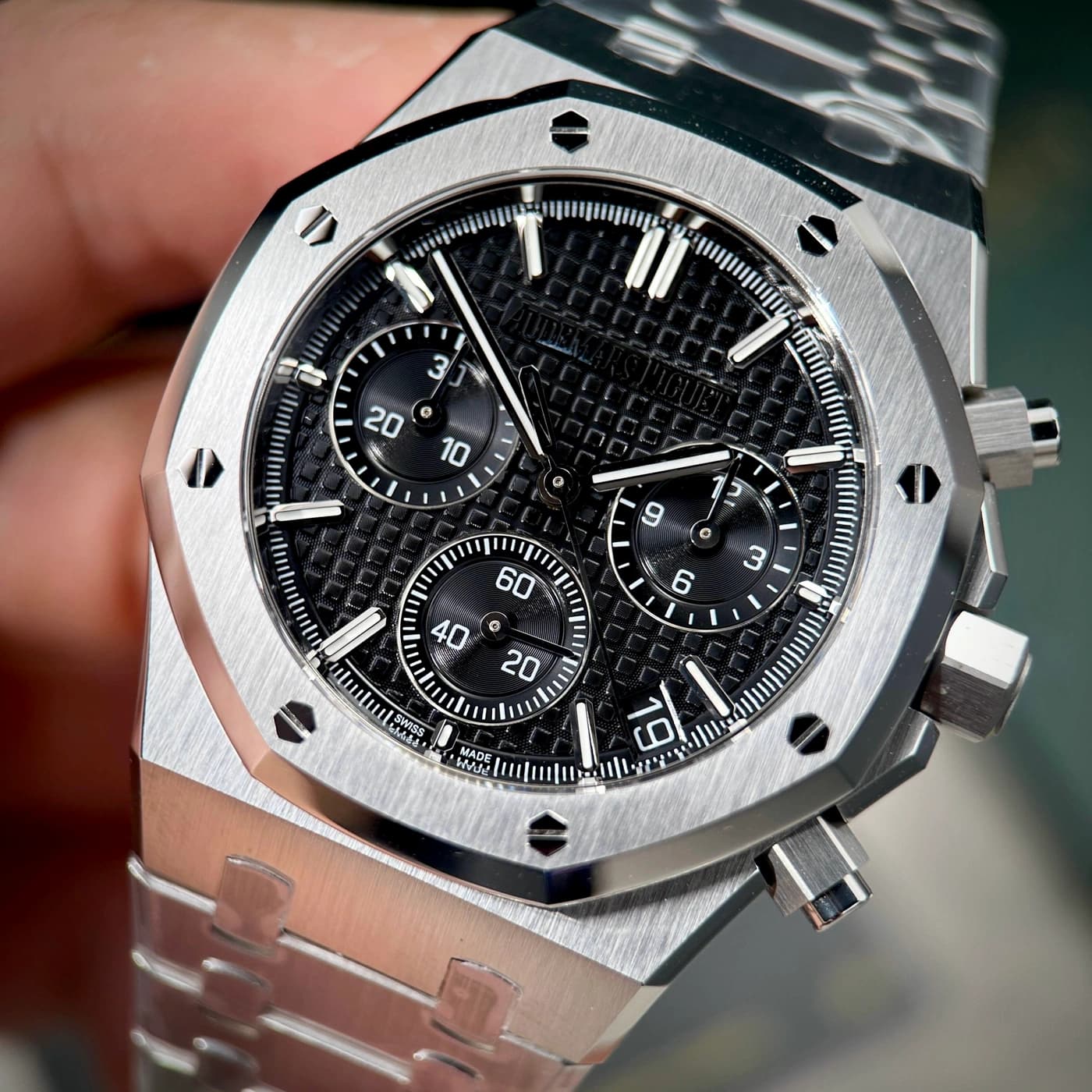 Audemars Piguet Royal Oak Chronograph 41mm Black Dial 26240ST.OO.1320ST.02 — view 3 of 15