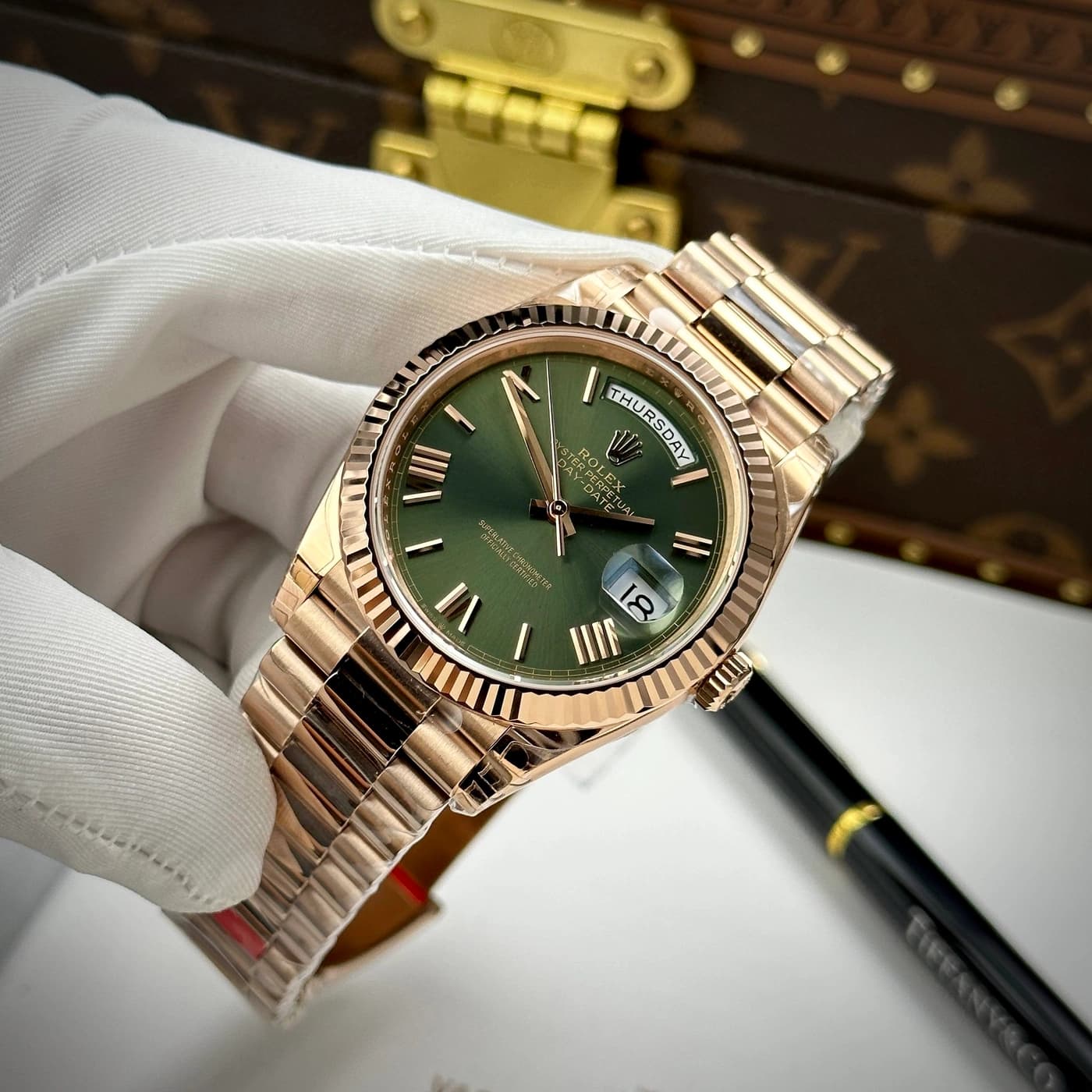 Rolex Day-Date 40mm Olive Green Dial 228235-0025 — view 3 of 16