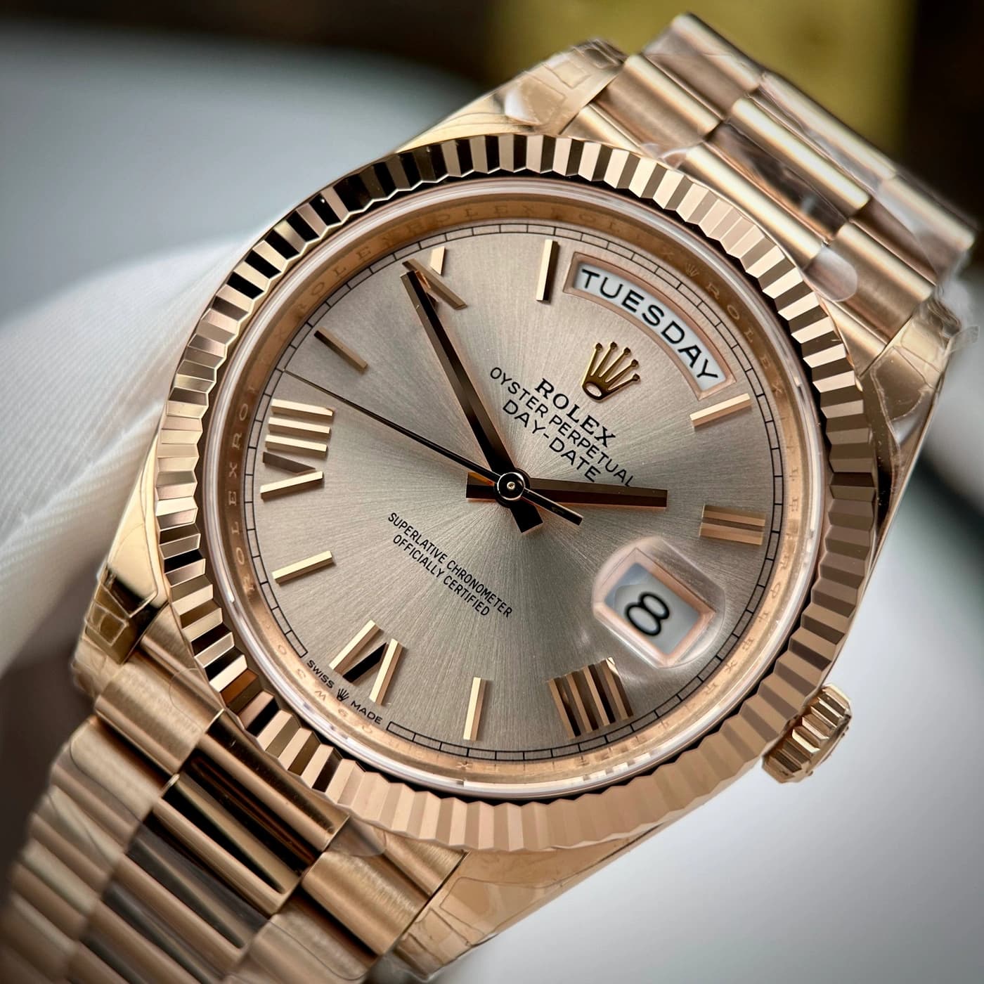 Rolex Day-Date 40mm Sundust Dial 228235-0001 — view 5 of 16
