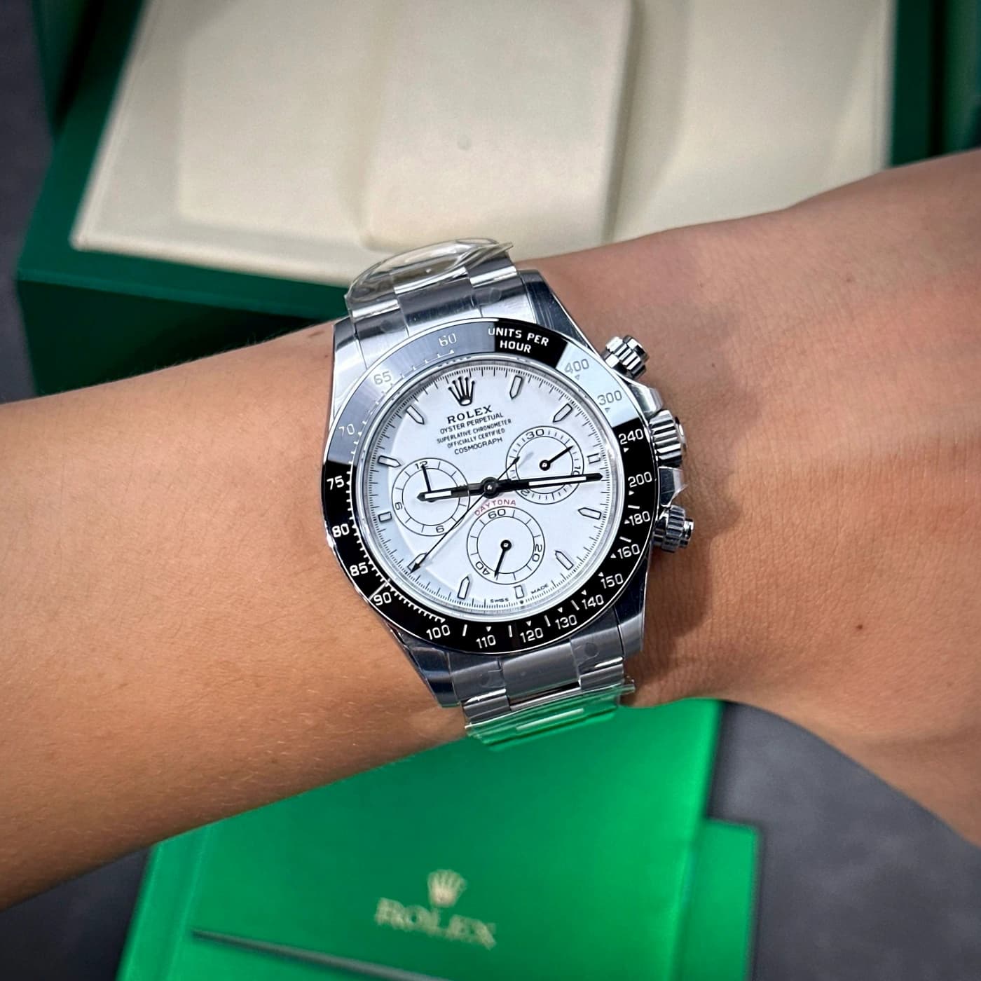 Rolex Cosmograph Daytona 126502-0001 White Enamel — view 2 of 19