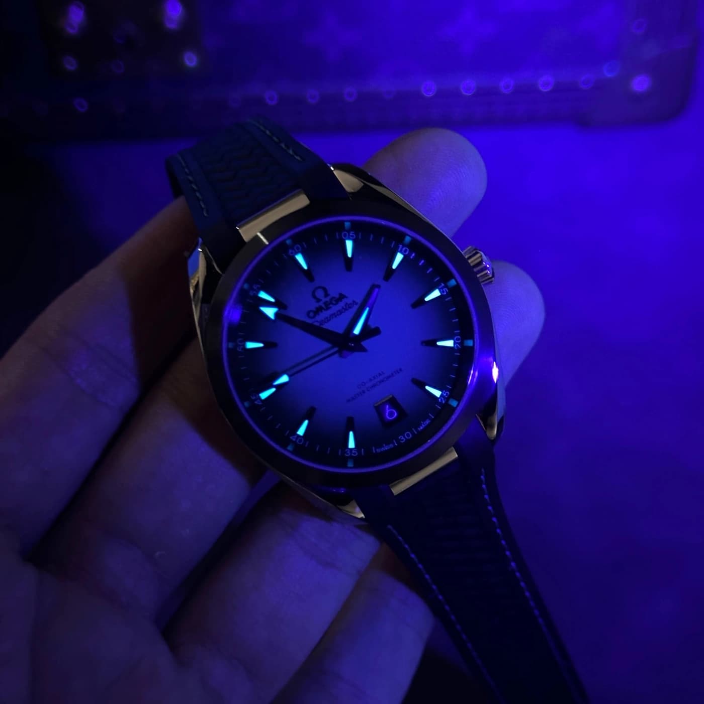 Omega Seamaster Aqua Terra 150M 220.10.38.20.03.005 Turquoise Dial — view 3 of 14