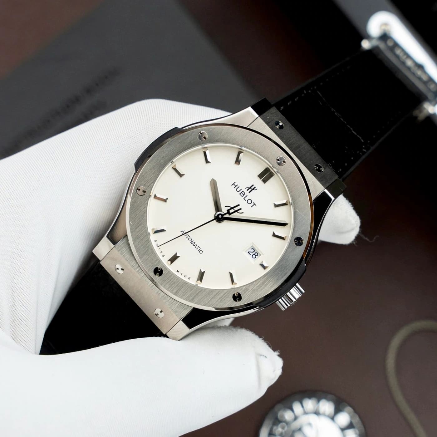 Hublot Classic Fusion 542.NX.2611.LR Opaline 42mm — ảnh 2 trên 9