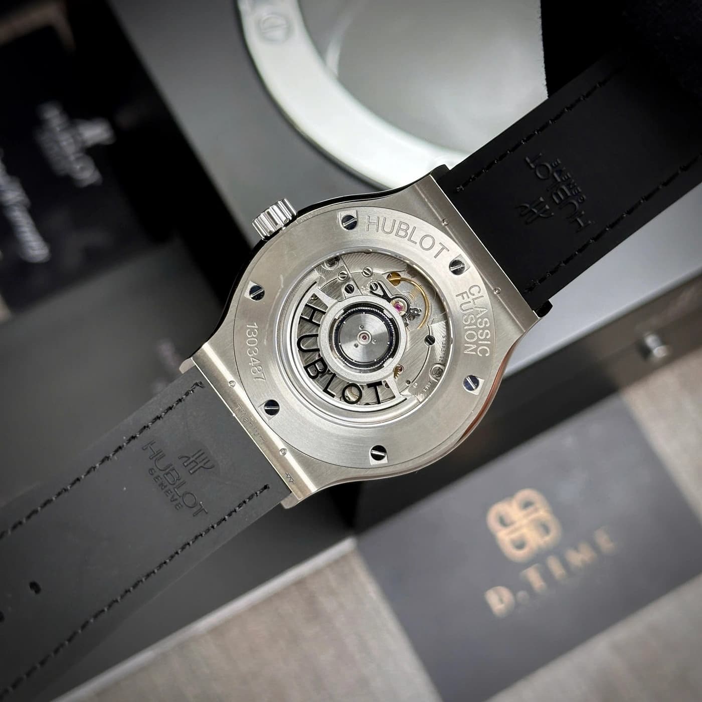 Hublot Classic Fusion Black Titanium 542.NX.1171.LR 42mm — view 7 of 9
