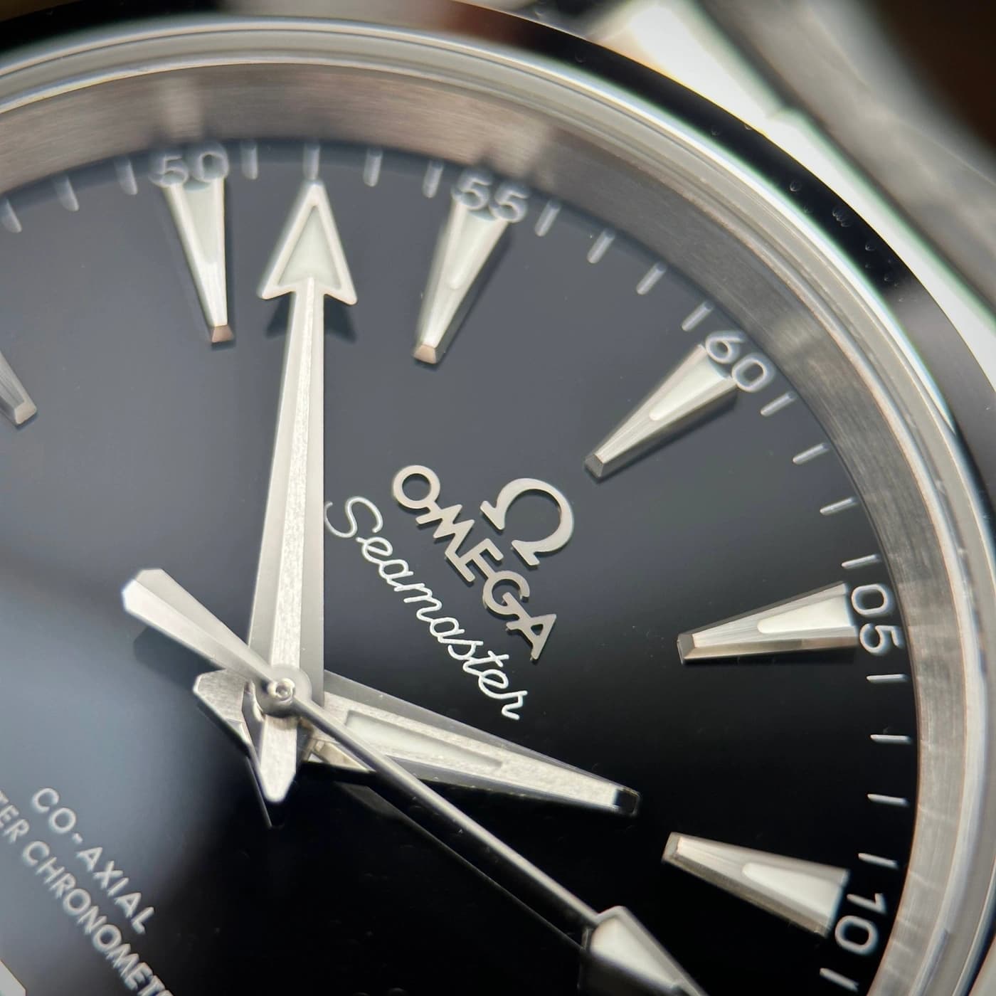Omega Seamaster Aqua Terra 150M 220.10.38.20.01.004 38 — view 5 of 10