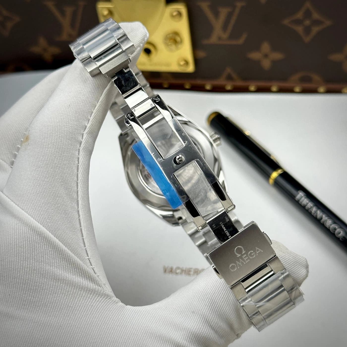 Omega Seamaster Aqua Terra 150M Co-Axial Master Chronometer 38mm Gradient Turquoise — view 9 of 10