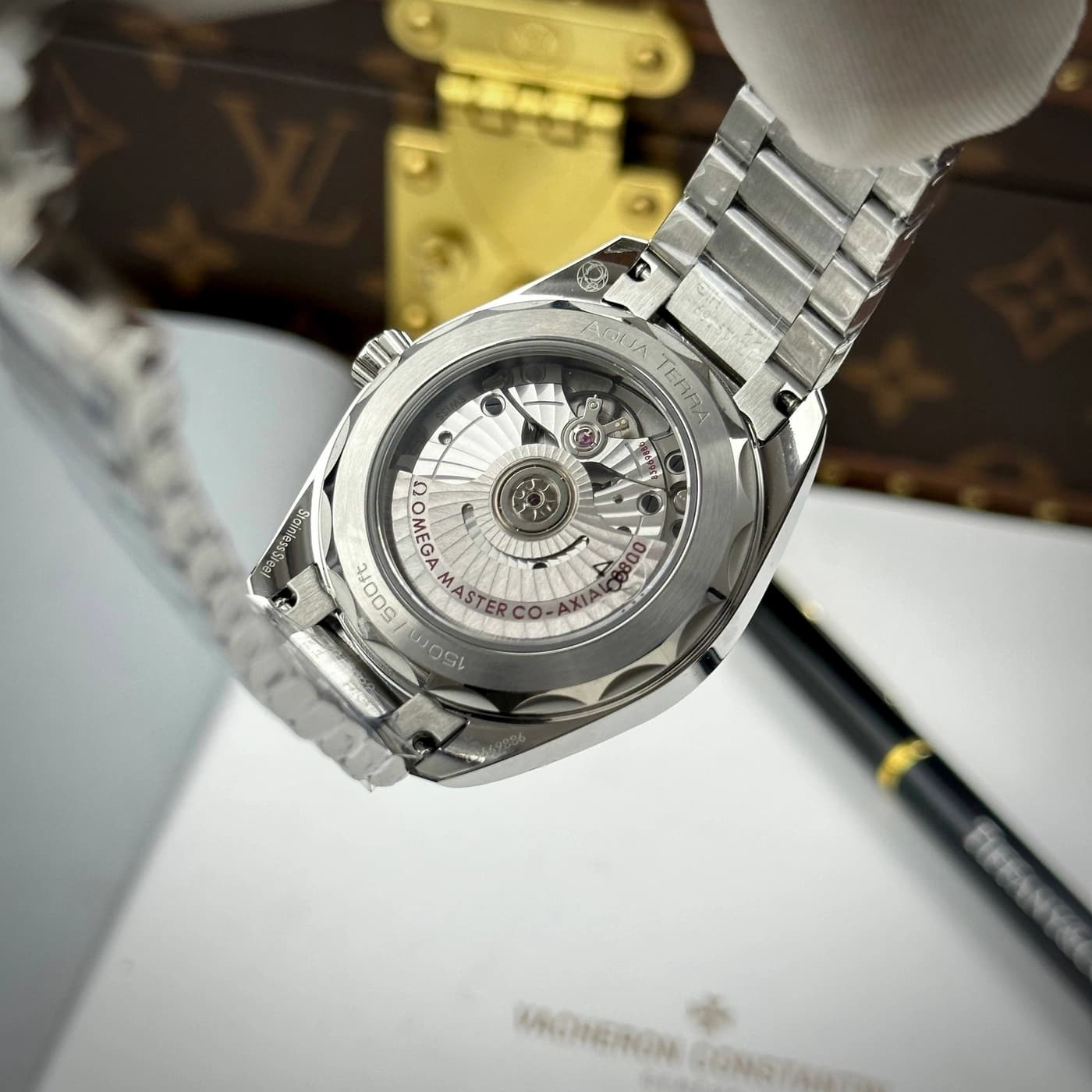 Omega Seamaster Aqua Terra 150M Co-Axial Master Chronometer 38mm Gradient Turquoise — view 10 of 10