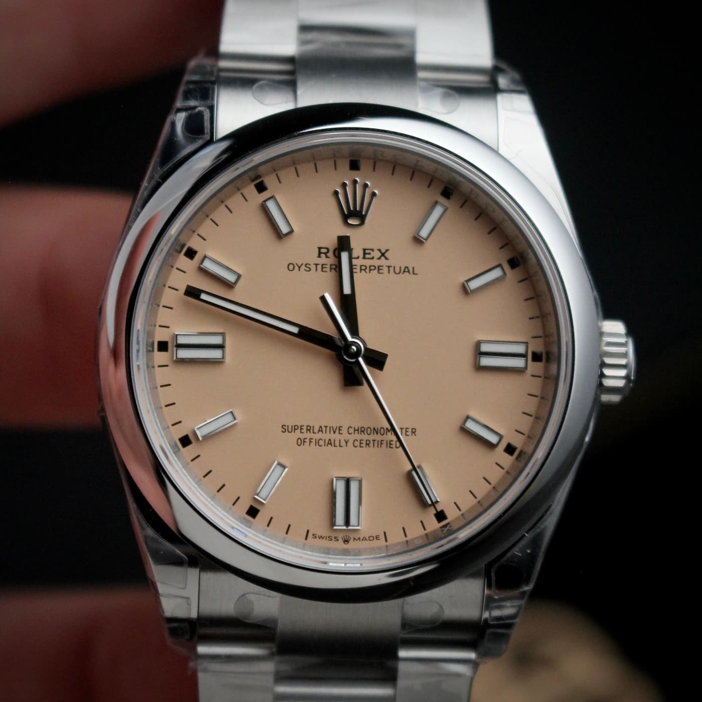 Rolex Oyster Perpetual 36 126000-0012 Beige Dial — view 4 of 15
