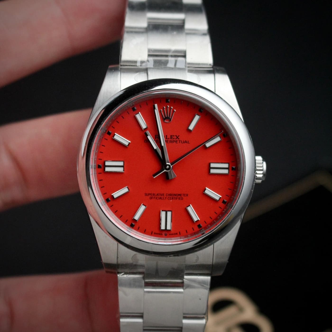 Rolex Oyster Perpetual 41 M124300-0007 Red Dial — view 2 of 12