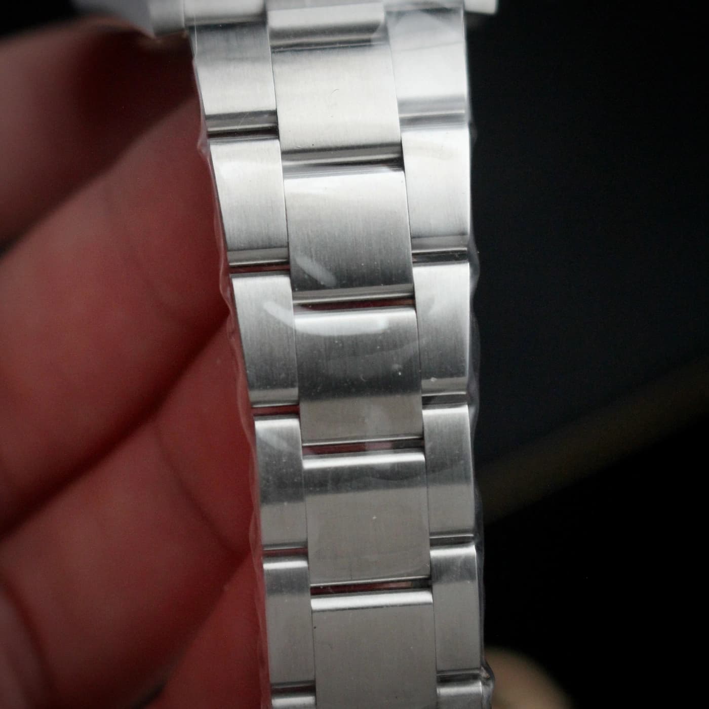 Rolex Oyster Perpetual 41 M124300-0007 Red Dial — view 11 of 12