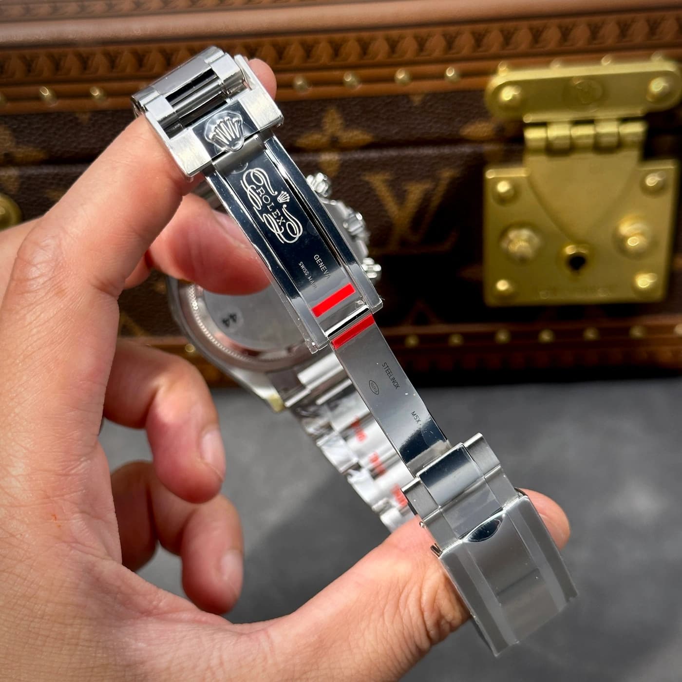 Rolex Cosmograph Daytona Panda 126500-0001 — ảnh 9 trên 18