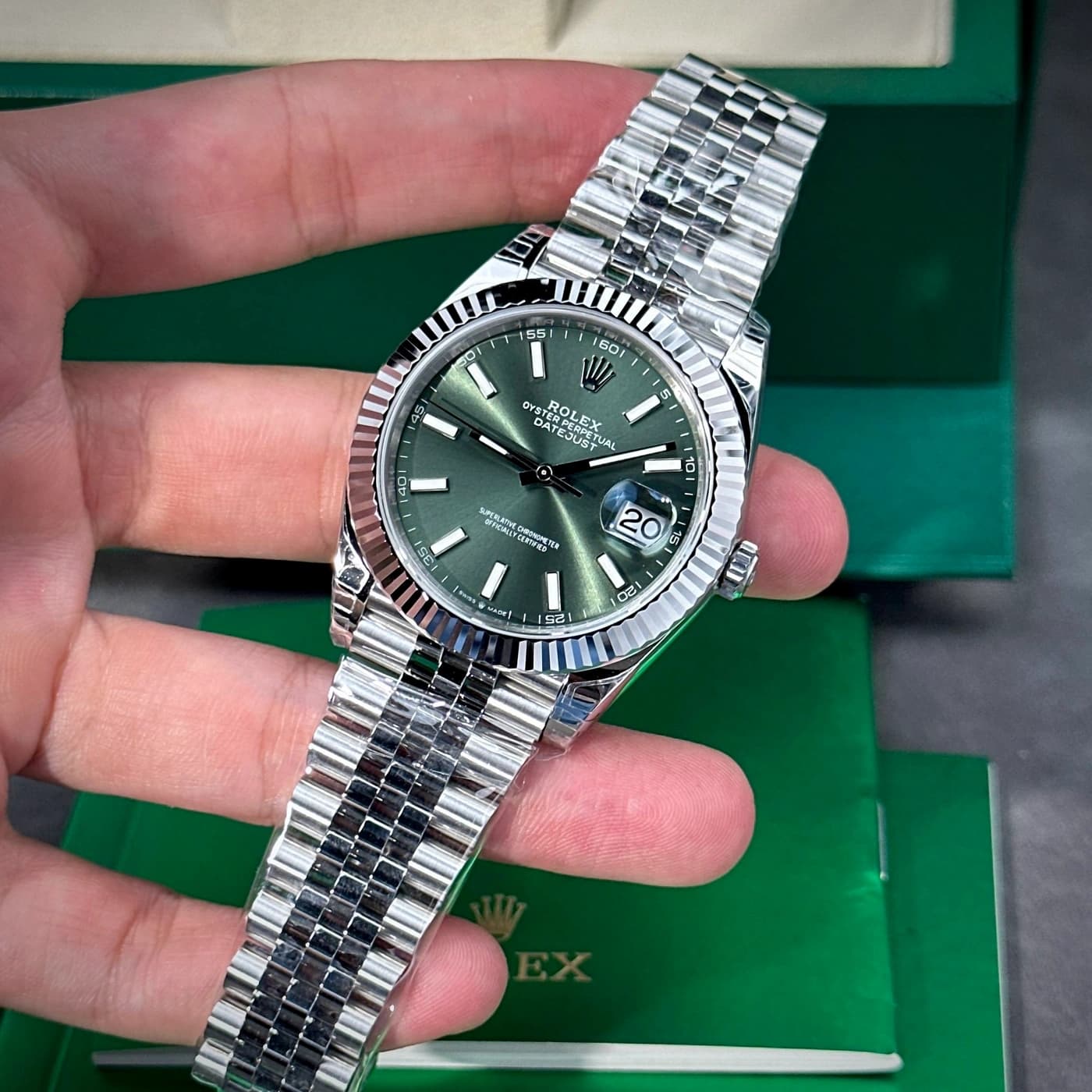 Rolex Datejust 41 M126334-0028 Mint Green — view 3 of 17