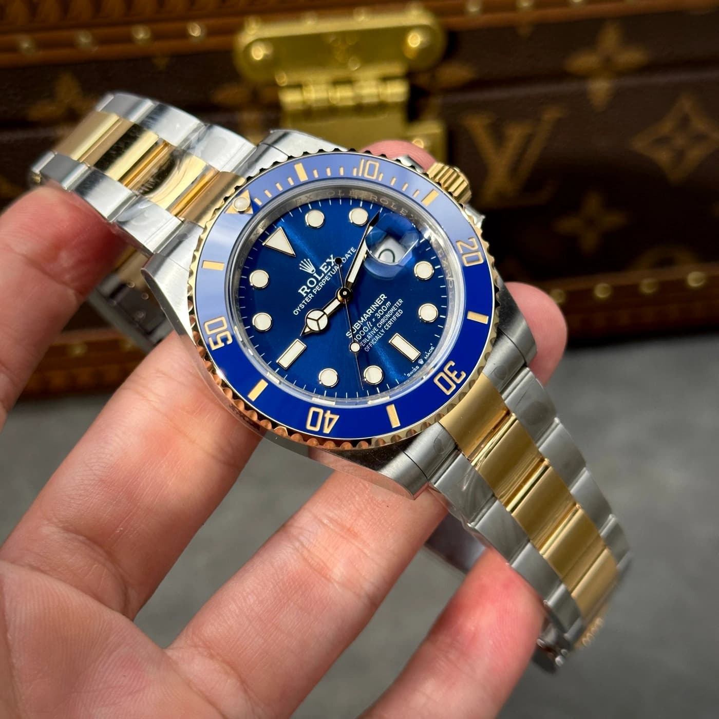 Rolex Submariner Date 126613LB-0002 41mm Oystersteel and Yellow Gold — view 2 of 16