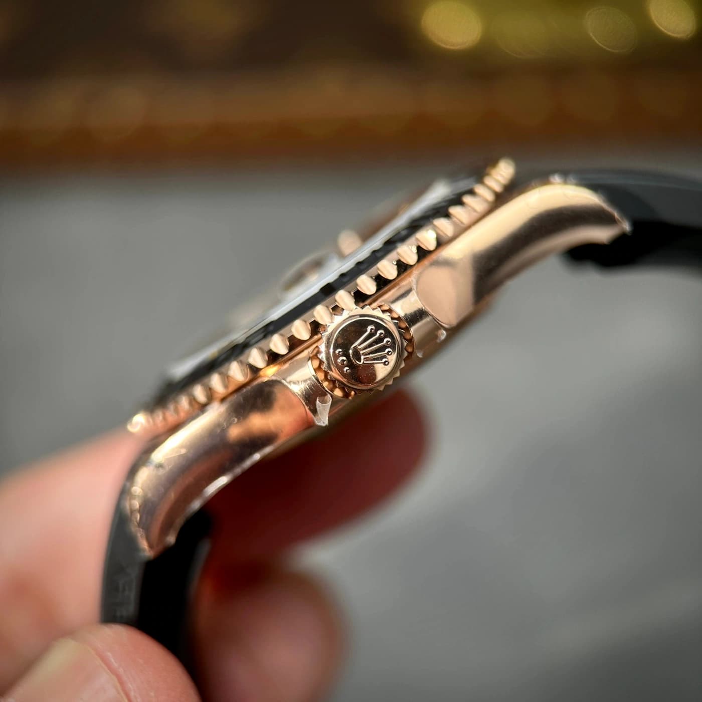 Rolex Yacht-Master 40 M126655-0002 126655-0002 Vàng Everose 18ct Mặt Đen — view 6 of 15