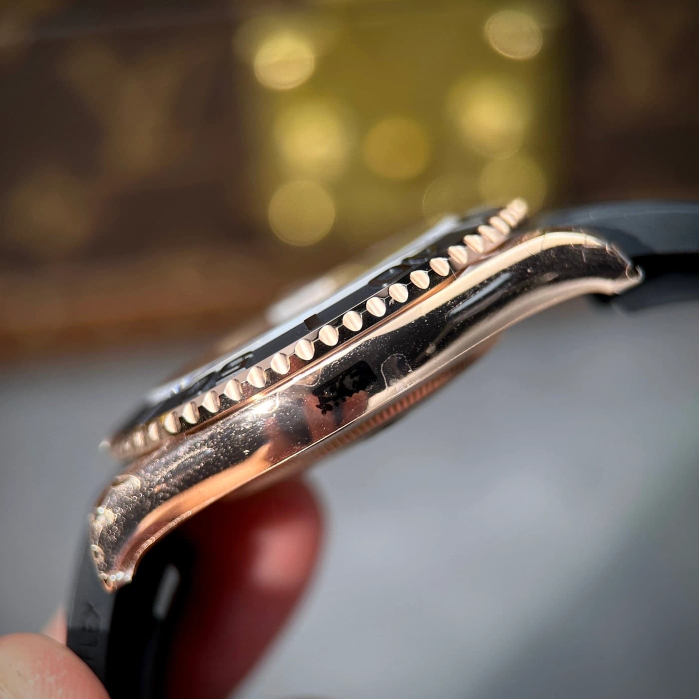 Rolex Yacht-Master 40 M126655-0002 126655-0002 Vàng Everose 18ct Mặt Đen — view 7 of 15