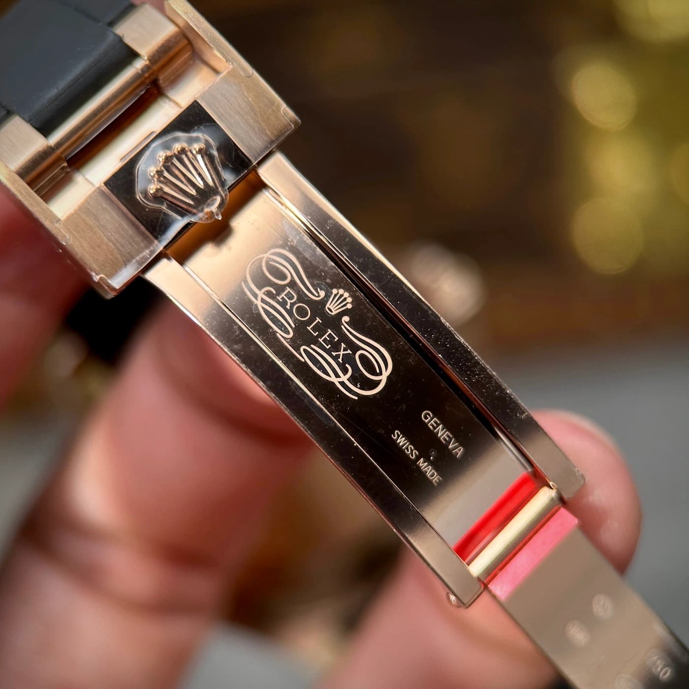 Rolex Yacht-Master 40 M126655-0002 126655-0002 Vàng Everose 18ct Mặt Đen — view 10 of 15