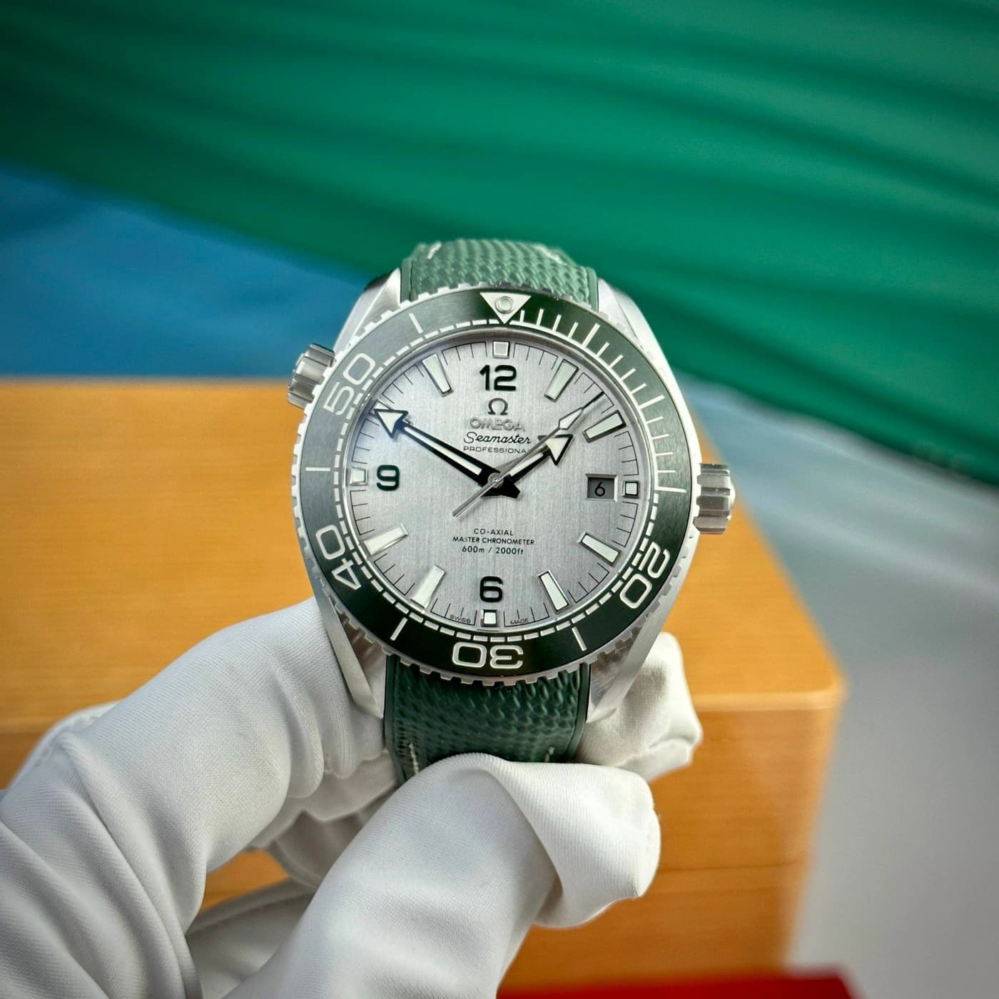 Seamaster Planet Ocean 600M 43.5 215.32.44.21.06.001 — view 1 of 8